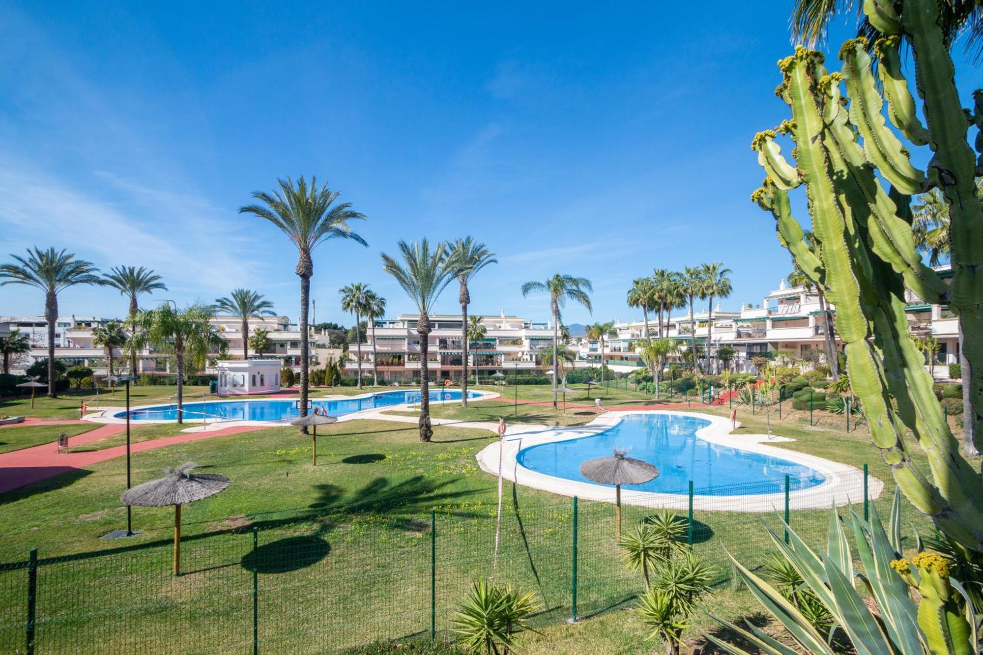 Apartment 2bed In Puerto Banus Marbella