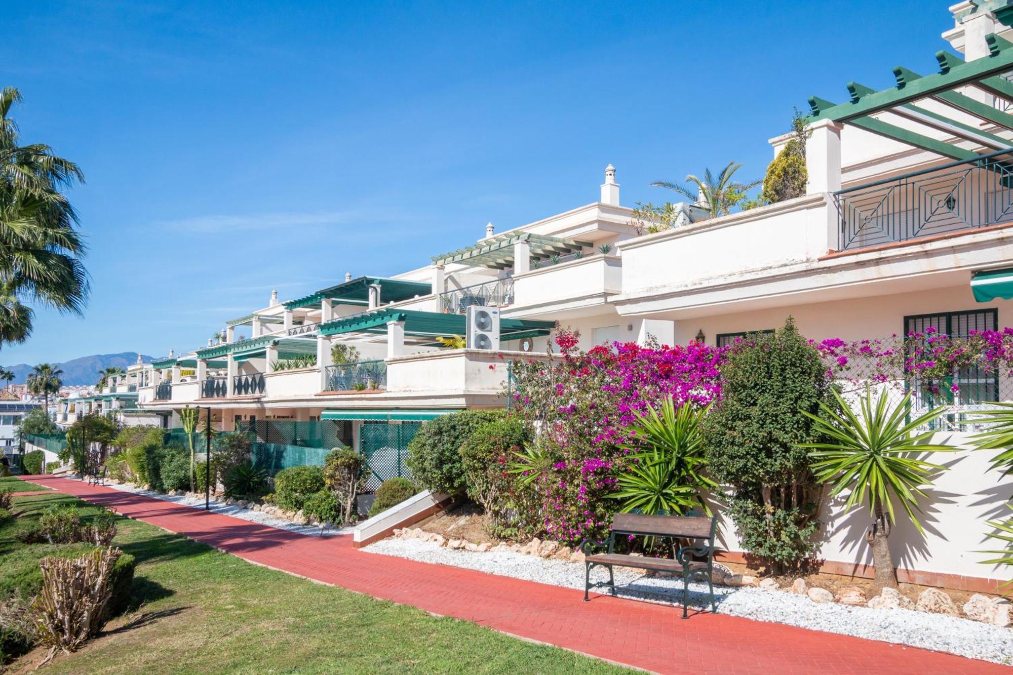 Apartment 2bed In Puerto Banus Marbella